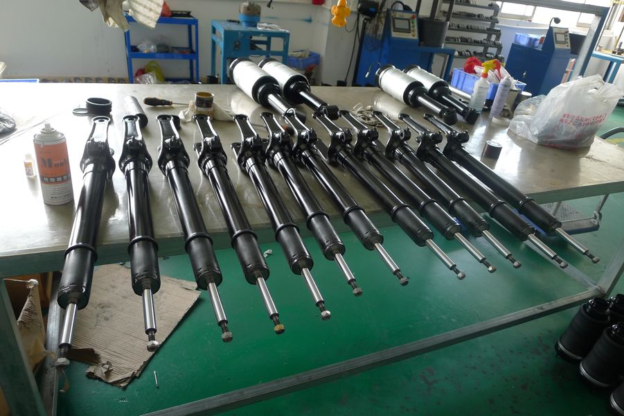 Guangzhou Jovoll Auto Parts Technology Co., Ltd. üretici üretim hattı