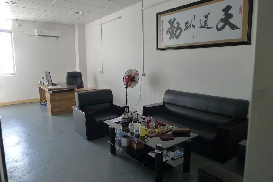 Guangzhou Jovoll Auto Parts Technology Co., Ltd. üretici üretim hattı