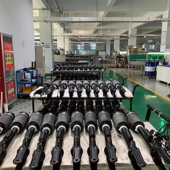Guangzhou Jovoll Auto Parts Technology Co., Ltd. üretici üretim hattı