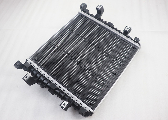 7L8121212A Radyatör Audi Q7 4L 3.0 2010-2015 Volkswagen Touareg 2004-2010'a uyar