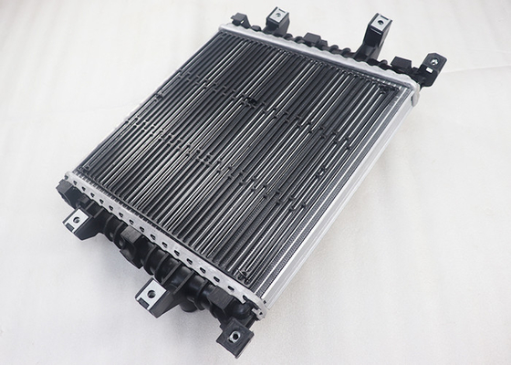 7L8121212A Radyatör Audi Q7 4L 3.0 2010-2015 Volkswagen Touareg 2004-2010'a uyar